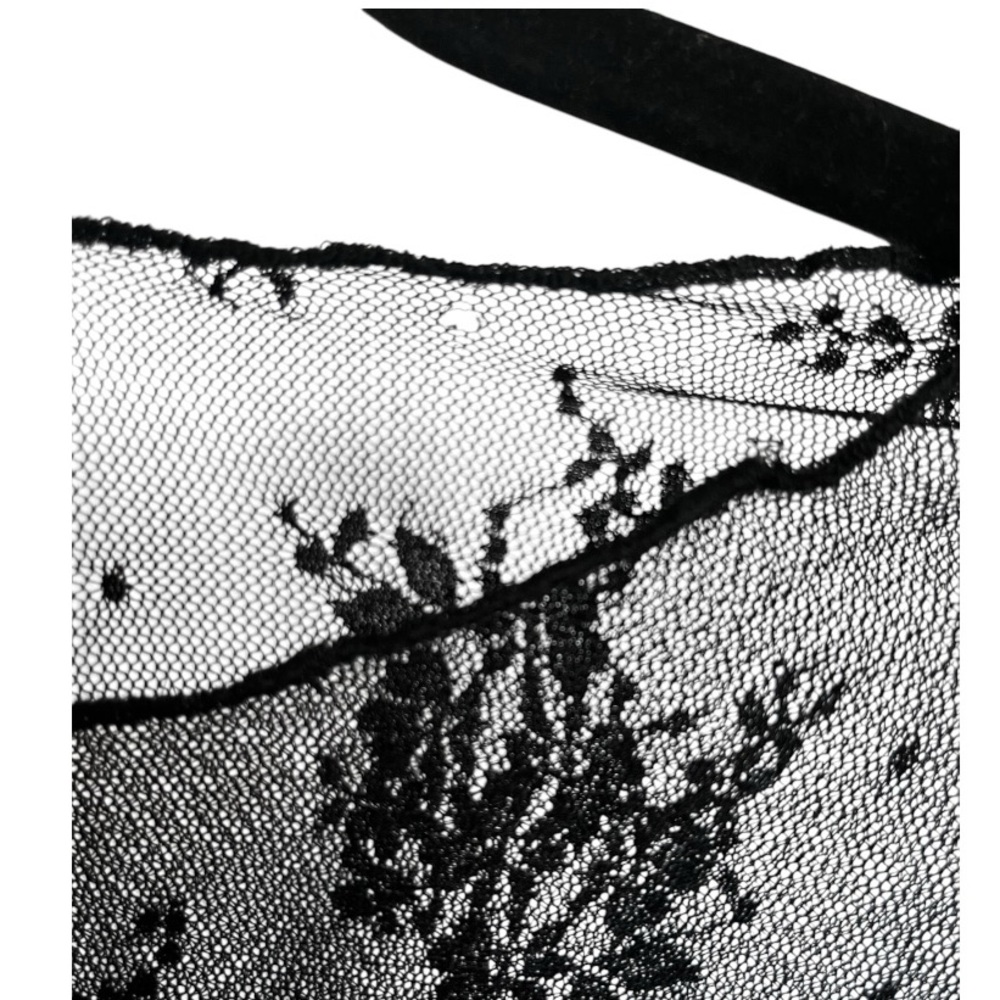 Large Dylan Ryan Black Lace short sleeve Top - Picture 3 of 3